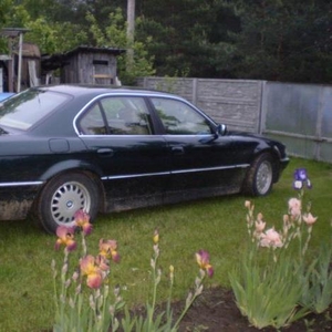 BMW 740 продаю