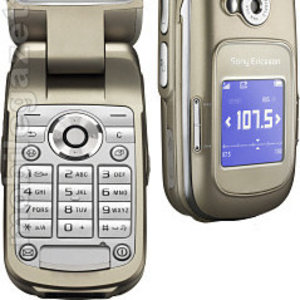 Продам мобильный телефон SONY ERICSSON Z710I 