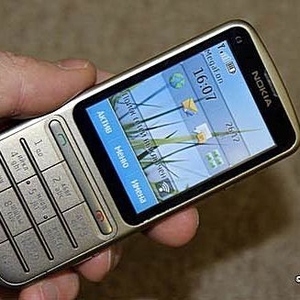 продам мобильный телефон Nokia C3 Touch